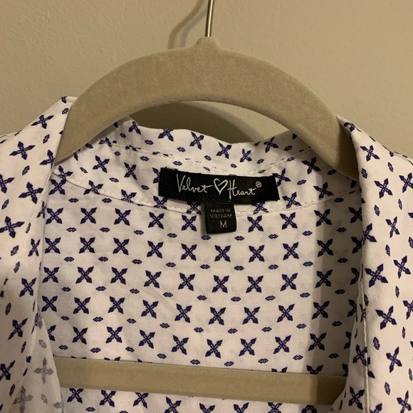 VELVET HEART BUTTON DOWN - Picture 3 of 3